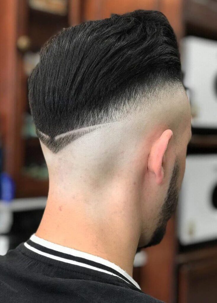 Clean Faded Neckline with Pointy Tip haircut
